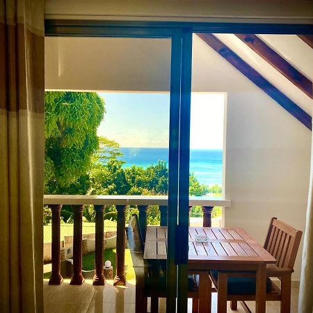 Vista D'Oro Hotel Anse Volbert Village Kültér fotó