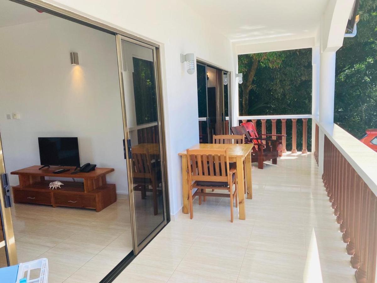 Vista D'Oro Hotel Anse Volbert Village Kültér fotó