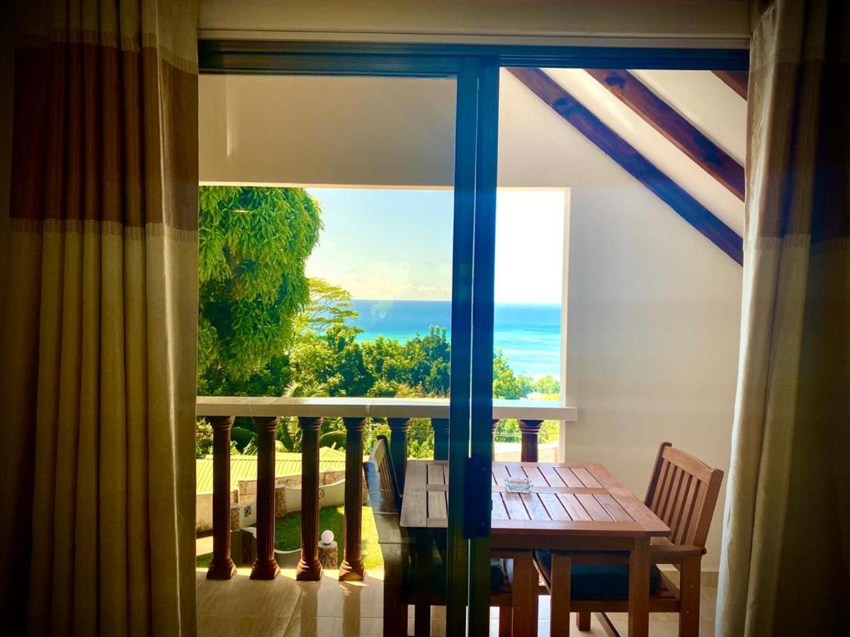 Vista D'Oro Hotel Anse Volbert Village Kültér fotó