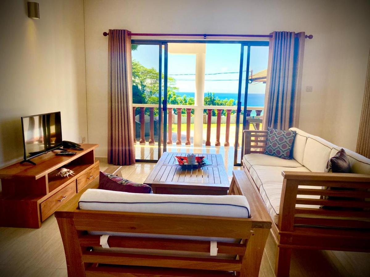 Vista D'Oro Hotel Anse Volbert Village Kültér fotó